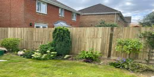 Creative Ways to Enhance Your Dundee Fencing Design