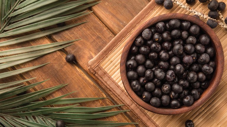 Why an Acai Berry Cleanse Is a Potentially Dangerous Trend